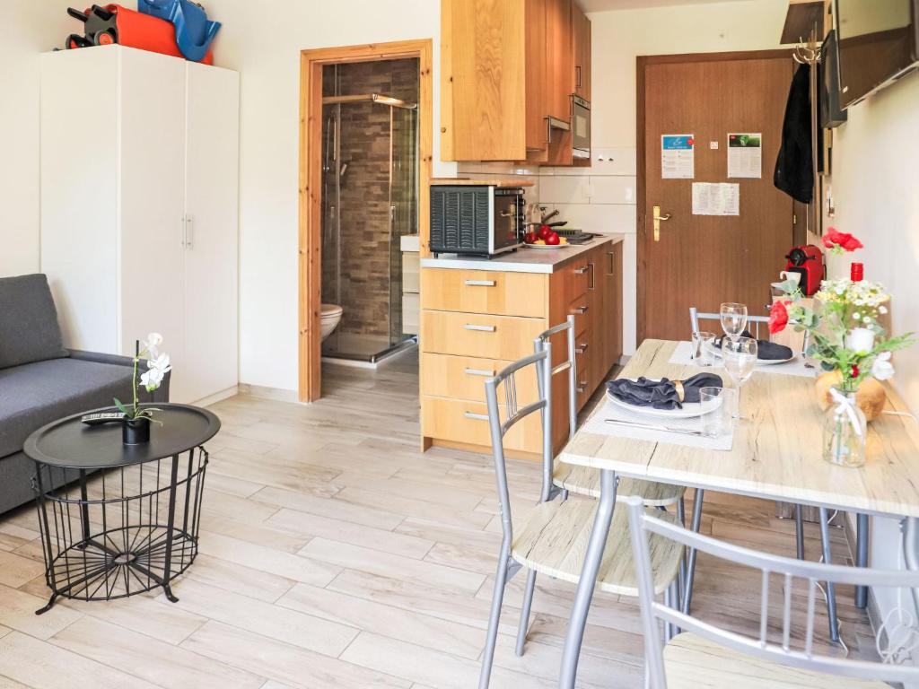 Apartment Rosablanche C32 by Interhome - 3
