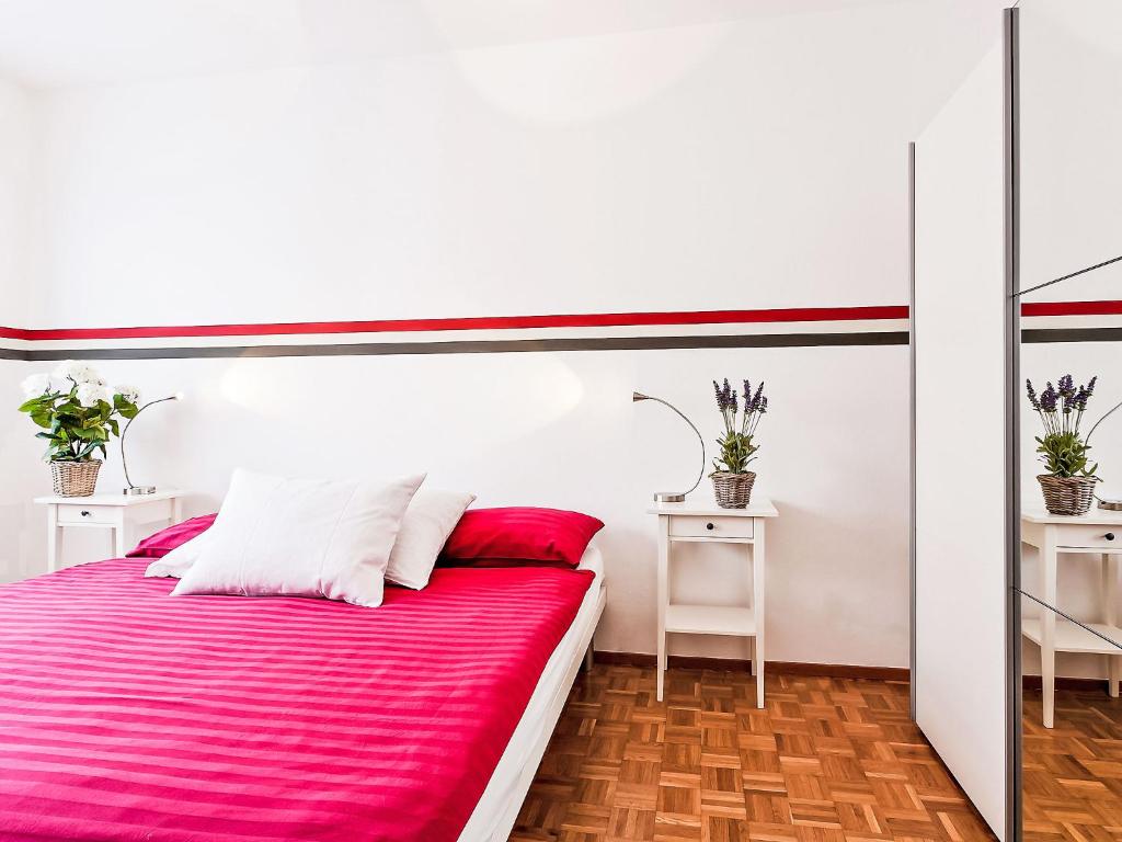 Apartment Junior Suite-7 by Interhome - 4