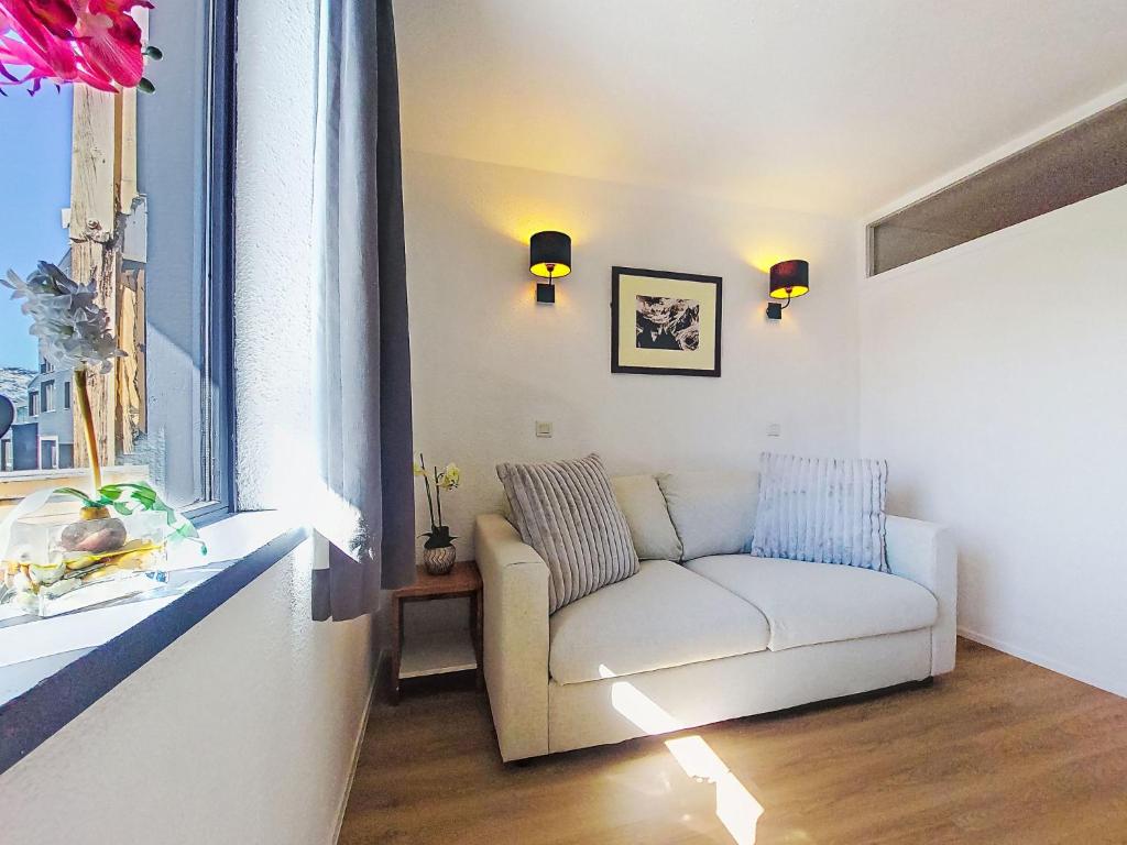 Studio Les Olympiades-12 by Interhome - 3