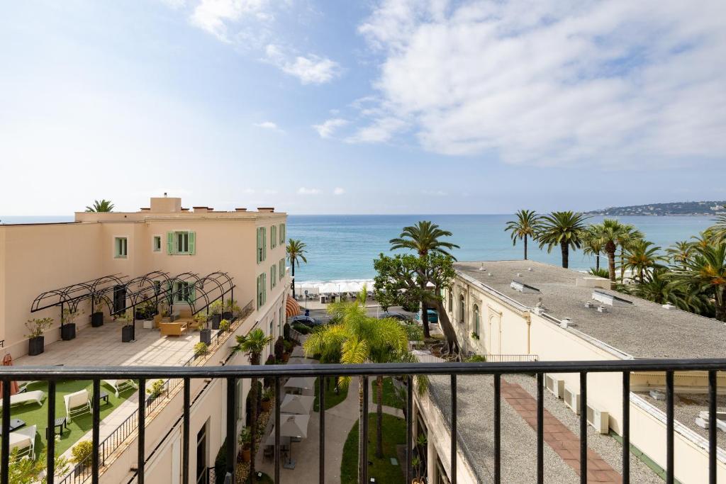 Hotel Vacances Bleues Balmoral