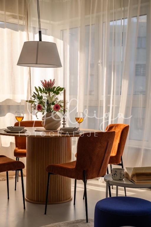 Malmö Family Apartment by VAYA STAYS, Варшава