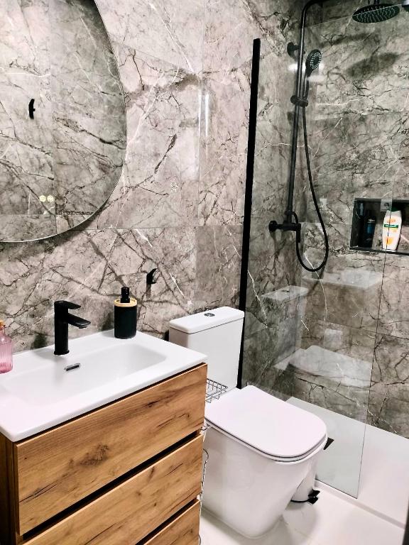 Apartamento acogedor equipado y metro a un paso - 2