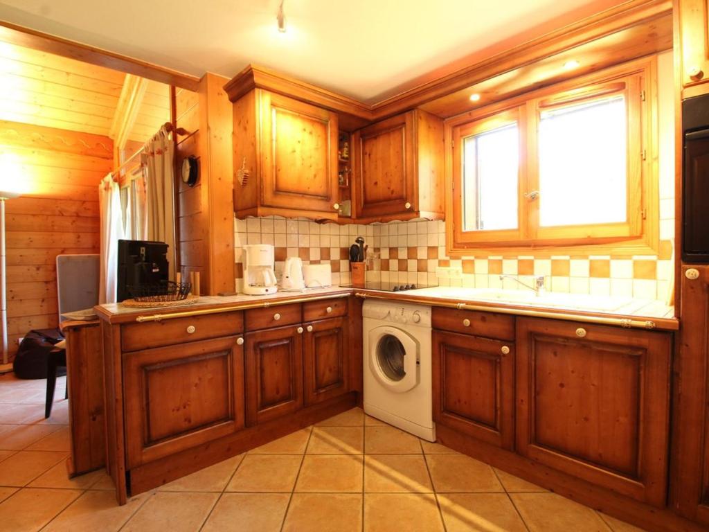 Duplex chaleureux 4 pièces avec wifi, parking, proche spa & bus pour ski - FR-1-572-43 - 2