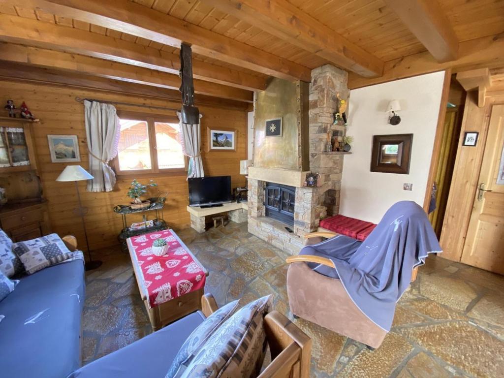 Chalet 6 pers. avec cheminée, jardin, WiFi à 300m des pistes - Arâches-la-Frasse - FR-1-572-28 - 3