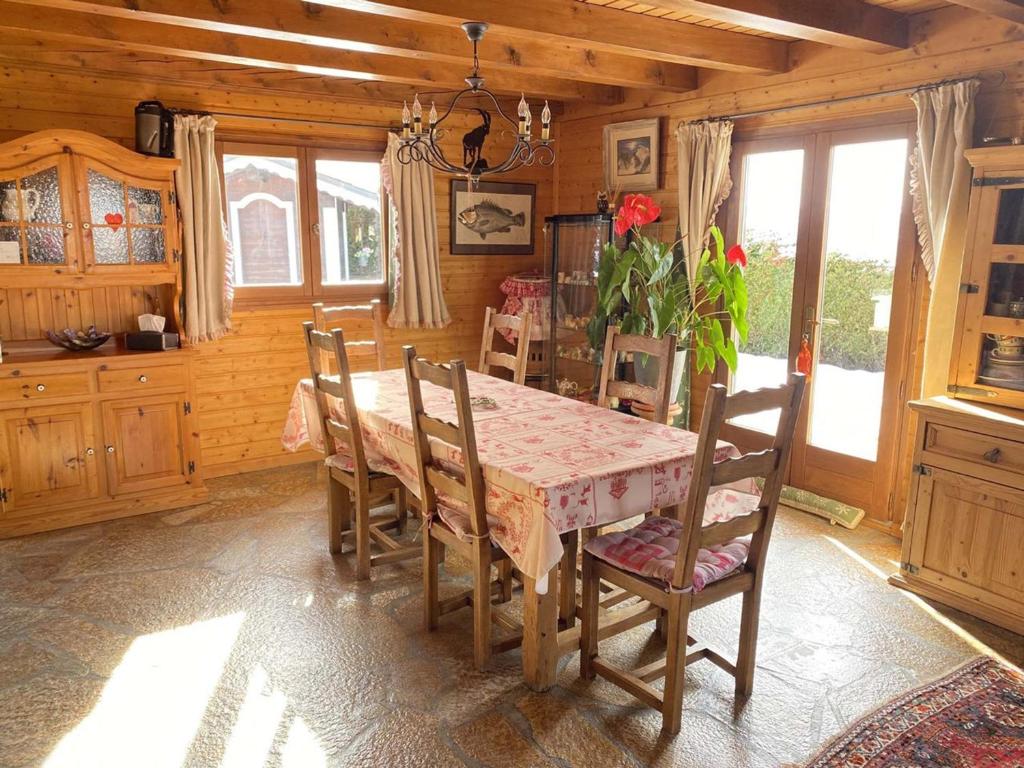 Chalet 6 pers. avec cheminée, jardin, WiFi à 300m des pistes - Arâches-la-Frasse - FR-1-572-28 - 4
