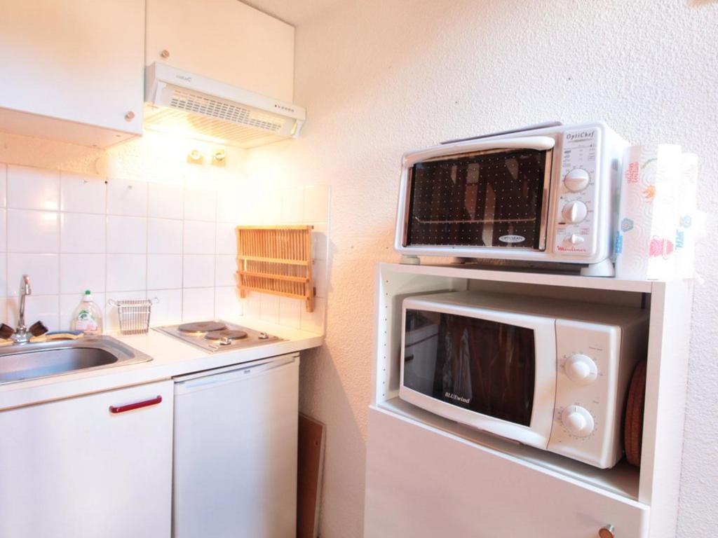 Studio mezzanine 5 pers, pied des commerces, 450m des pistes - FR-1-572-184 - 3