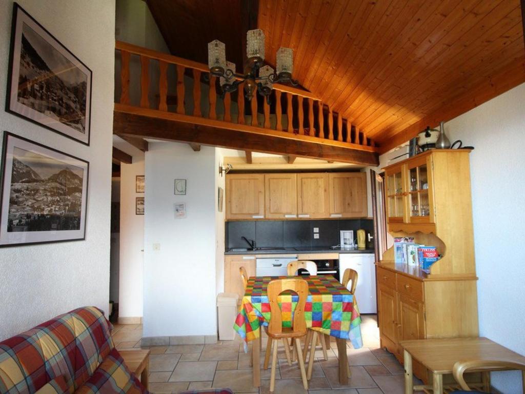 Appartement cosy 6 pers. au pied des pistes, balcon sud-ouest, proche centre, ski-in/ski-out - FR-1-572-155 - 1