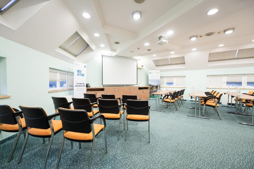 Tárgyalóterem/bálterem