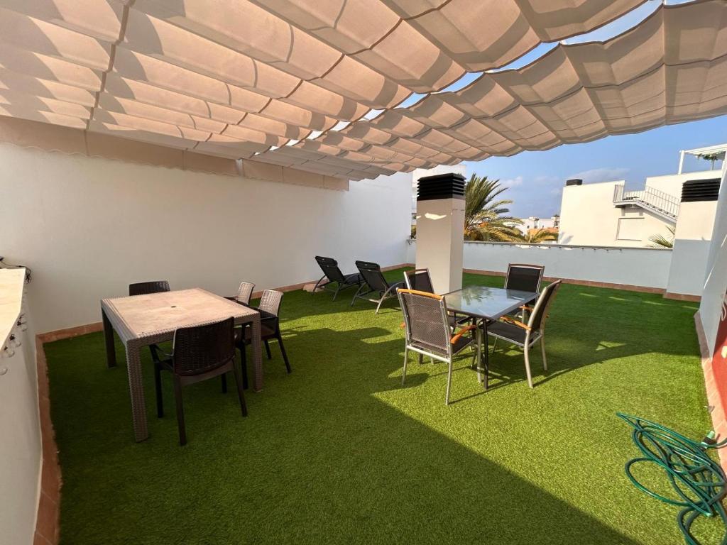Apartamento "Casa el Sargazo" en Vera Playa con Piscina, Solarium, Wifi y Parking Gratis - 3