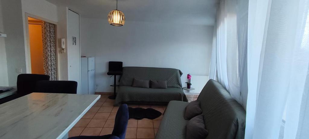 Appartement face à la Gare - 2
