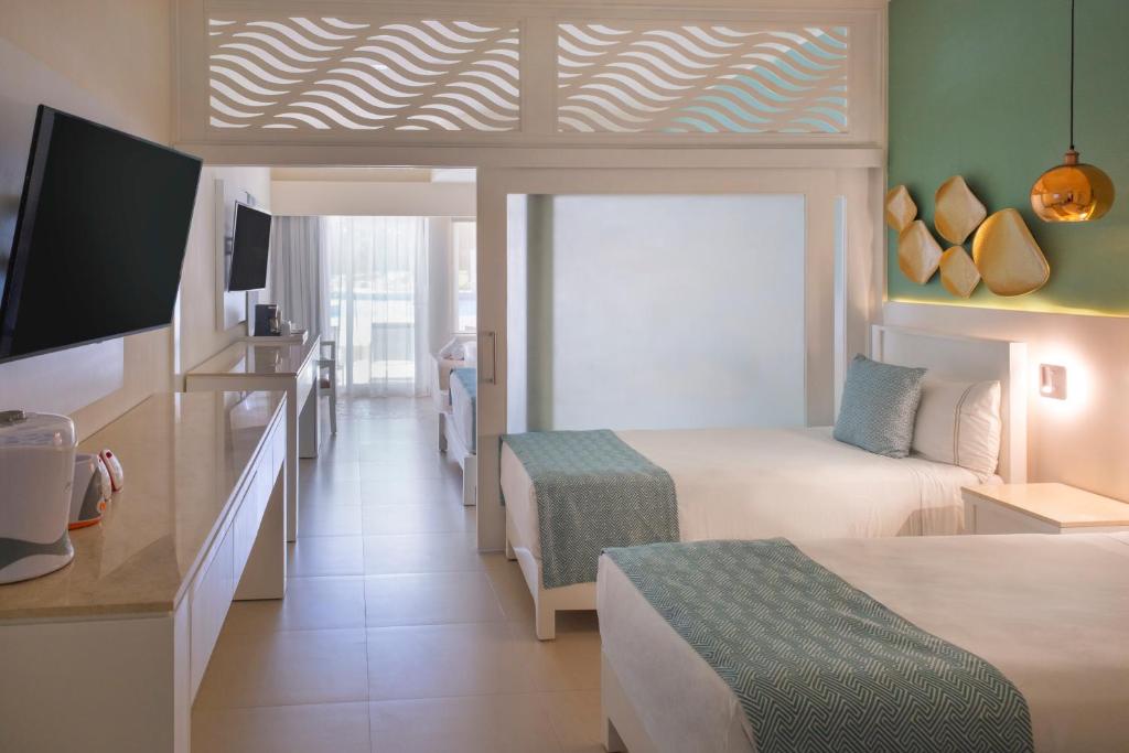 Iberostar Selection Riviera Cancun - All Inclusive — Hotel rooms in Puerto Morelos, Quintana Roo