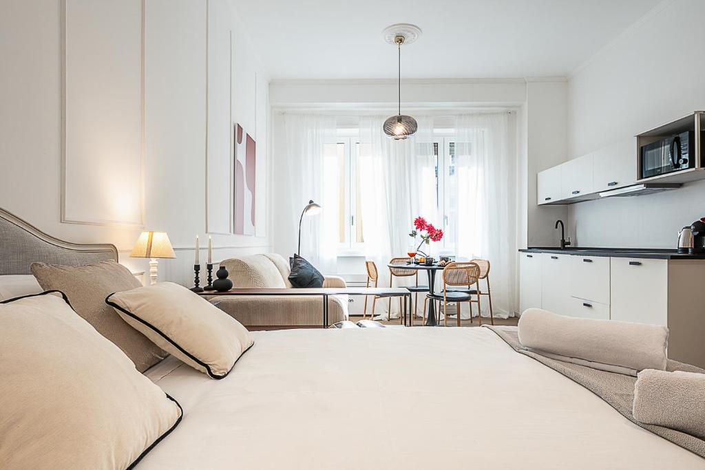 Museo Egizio - All White Chic Studio - GrandMaison - 2