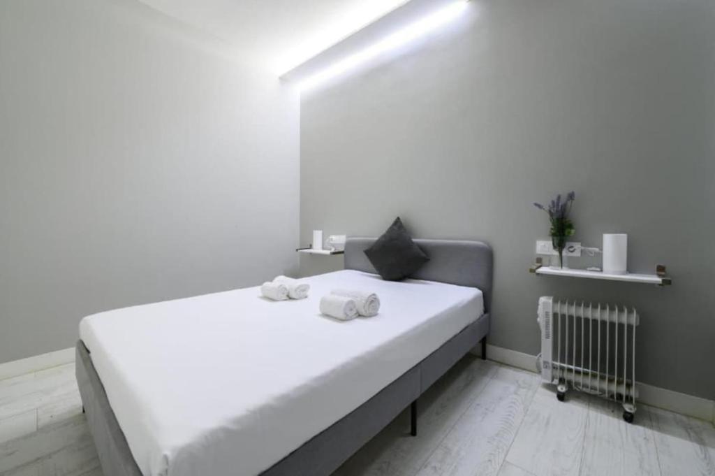 Stylish Stay in the Center of Madrid - 3