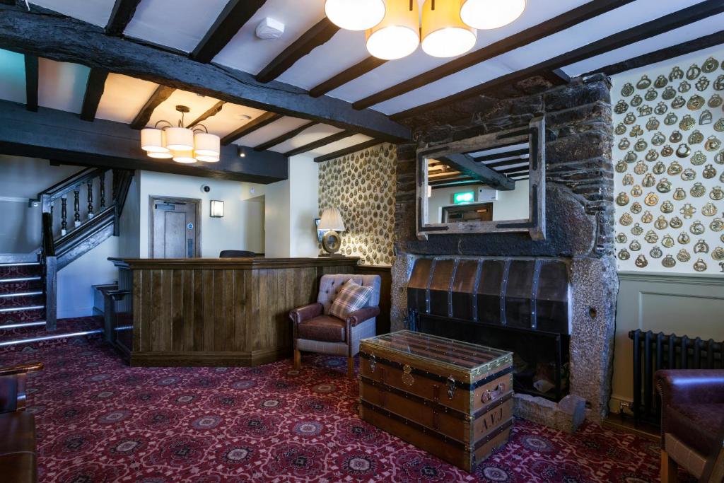 The White Hart Hotel Wetherspoon photo