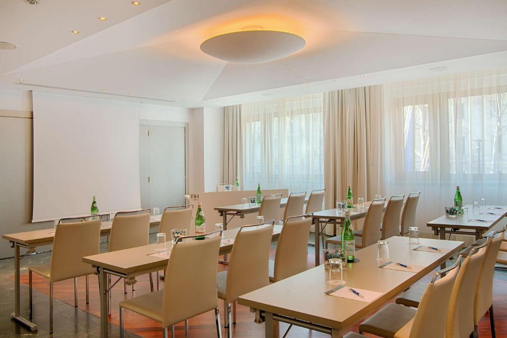 Meeting room / ballrooms