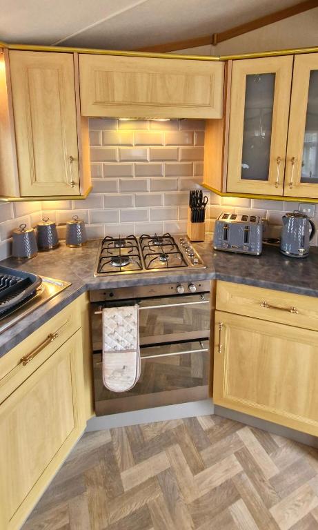 Mollie's Den, Waterside Leisure Park, Ingoldmells photo 7
