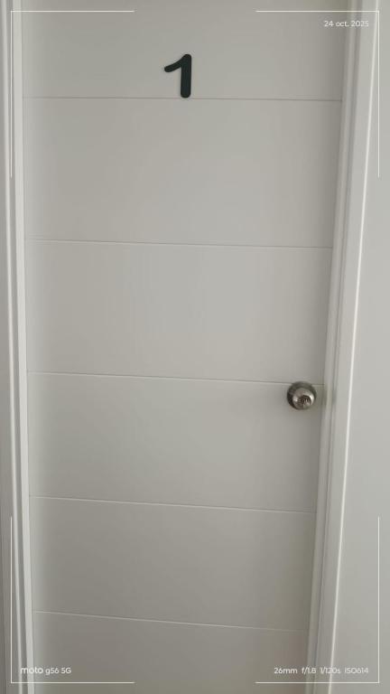 HK5 Bed And Breakfast Apartment - 4