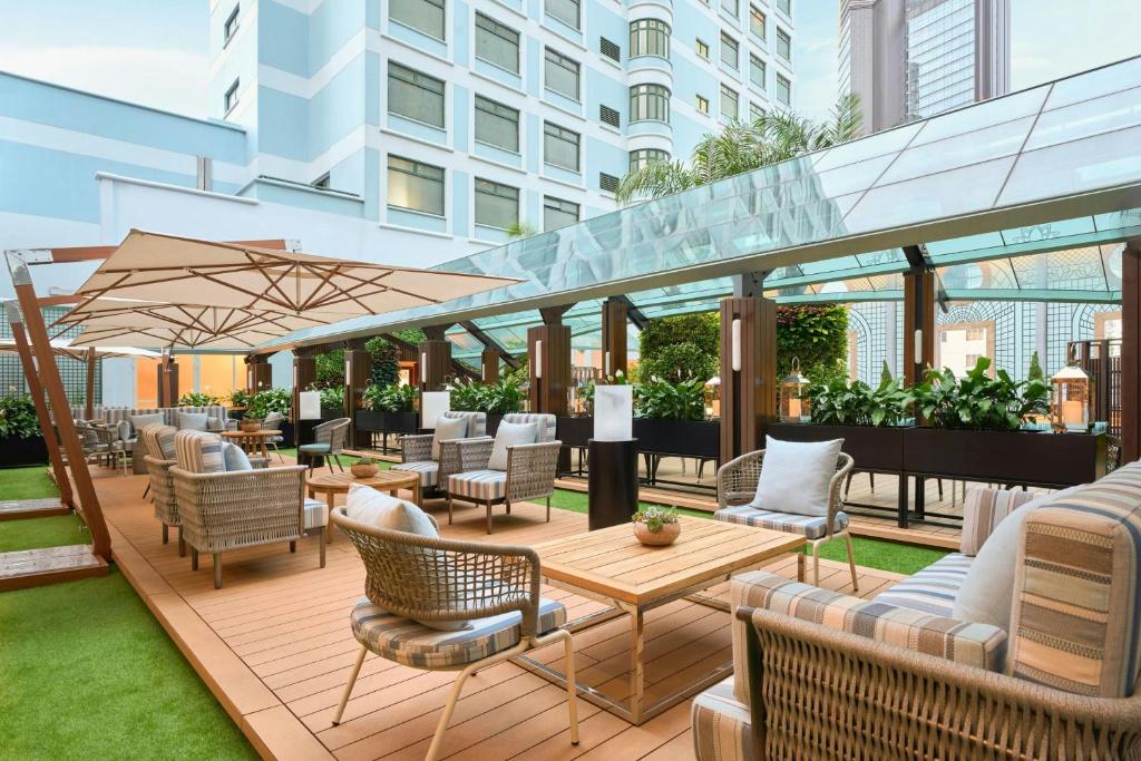 Sheraton Saigon Grand Opera Hotel