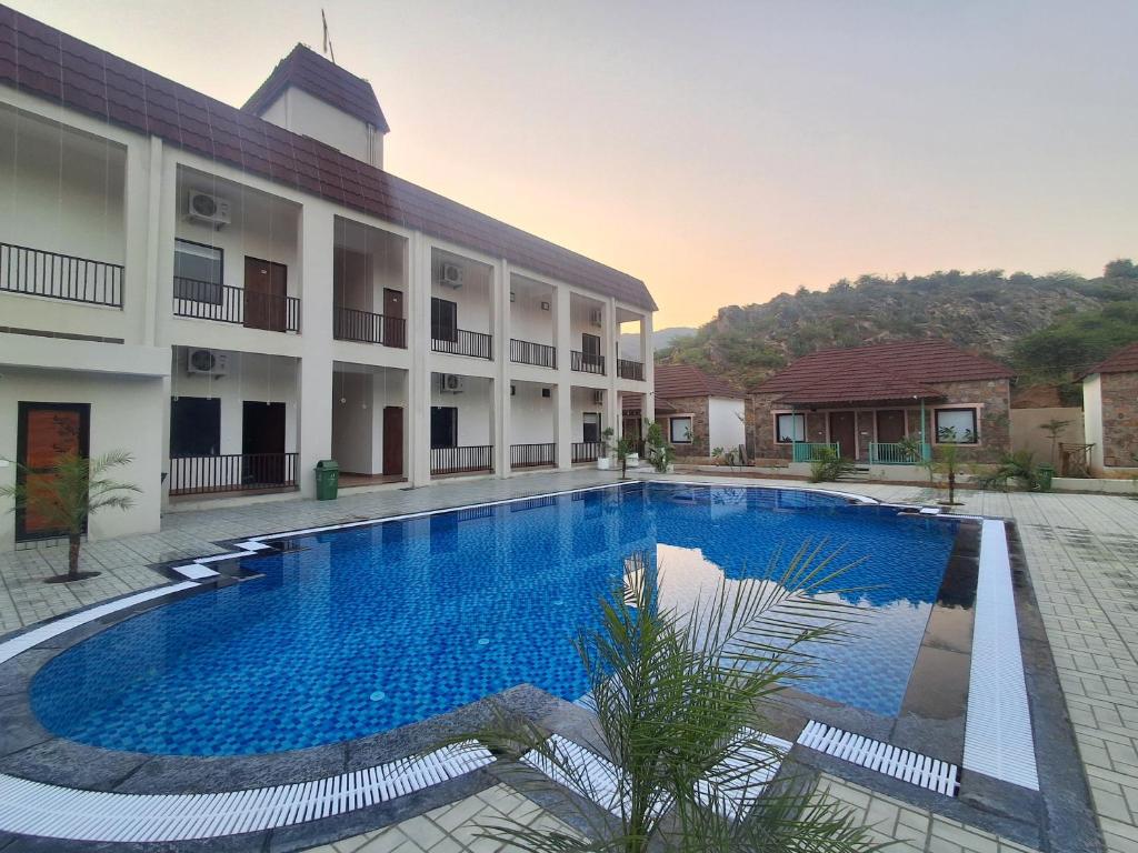 Orchard Hills Resorts, Puškar