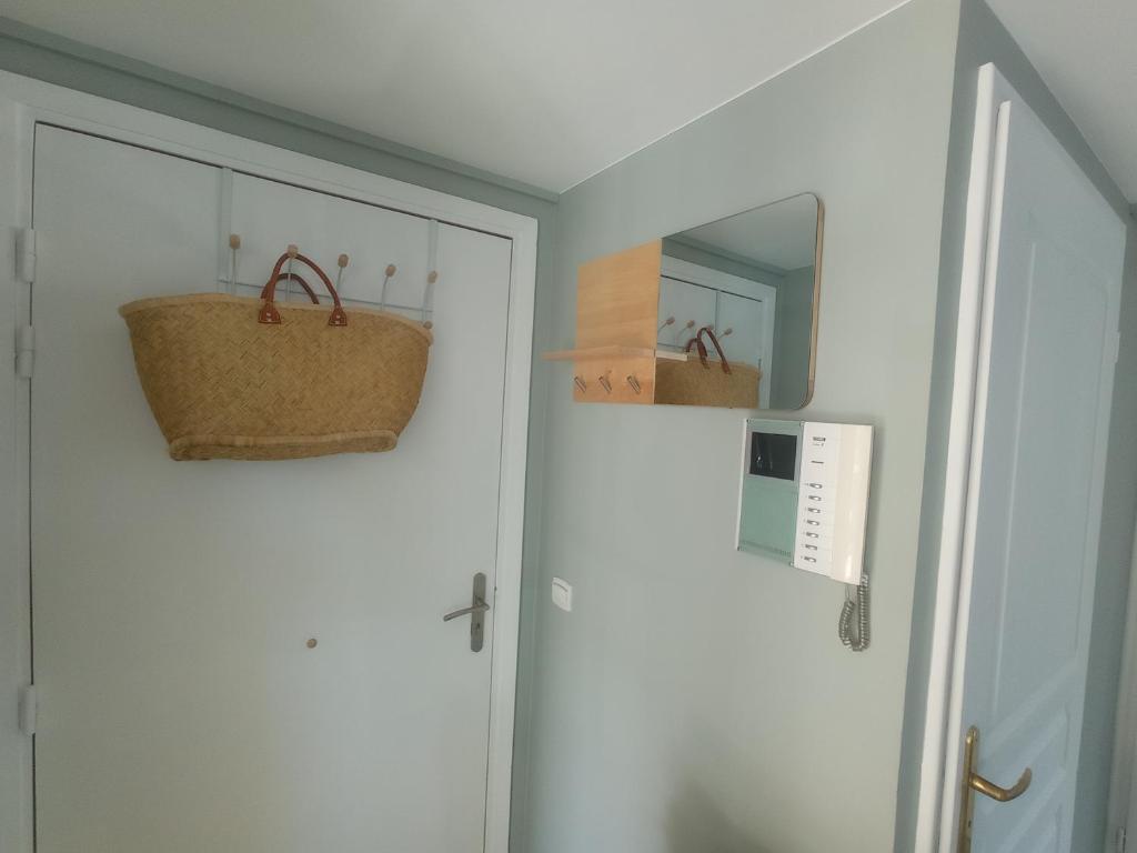 Bel appartement en bord de mer avec piscine lagon et jardin, en résidence sécurisée - 4