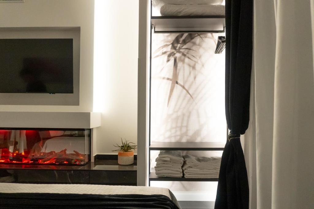 Palazzo Algaria Suites with Jacuzzi, Sauna & Turkish Bath - 5