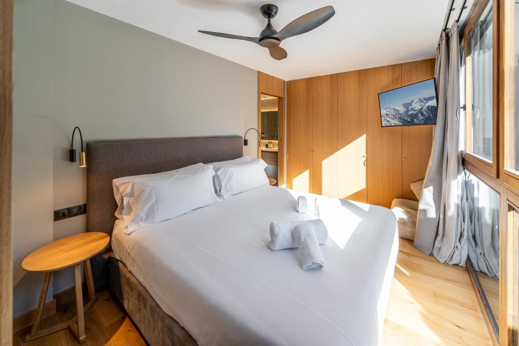 Luxury Mountain Stay in Andorra l A PIE DE DE LAS PISTAS DE ESQUÍ l Incluye Gimnasio Piscina y Sauna en el mismo edificio l by BonesVacances - 3