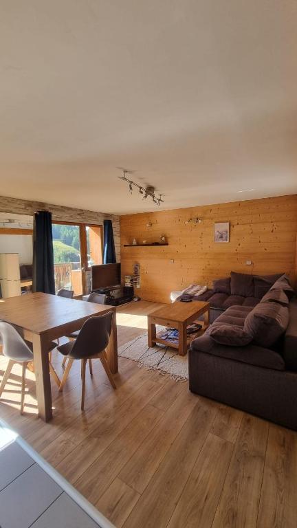 Beautiful 70 m2 apartment Plagne 1800 facing chairlift - 1