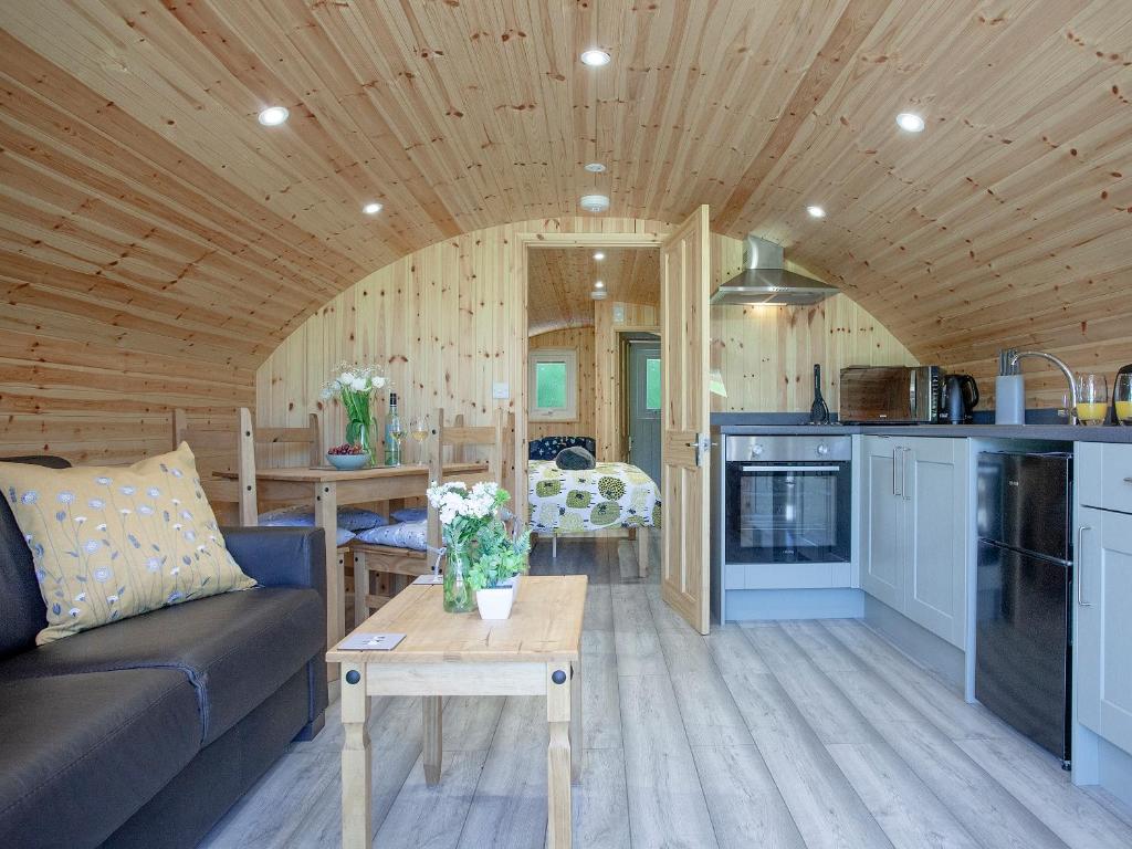 The Smithy Glamping Pod 2 photo 2