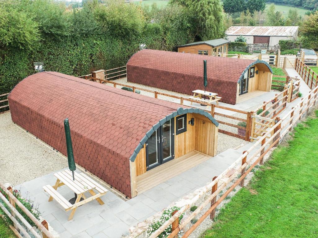 The Smithy Glamping Pod 2 photo 4