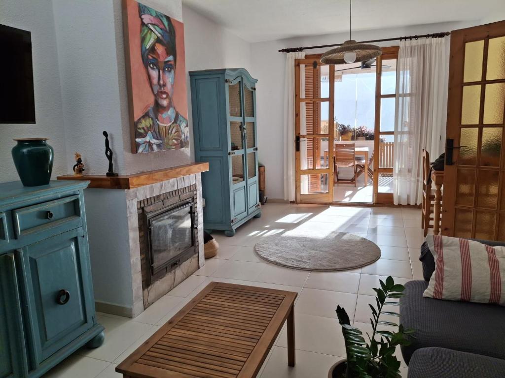 Apartamento Calablanca con amplia terraza y vistas al mar y a la montaña - 5