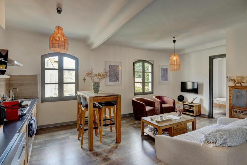 Appt lumineux dans bel immeuble HP les Oliviers 3 - 1