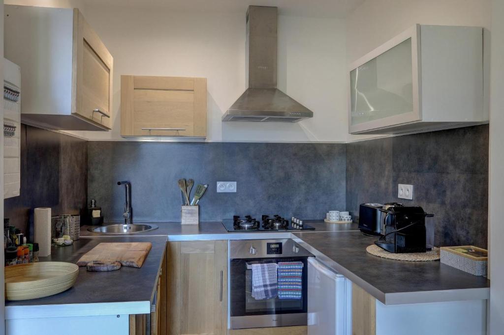 Charmant appartement dans bel immeuble HP Les Oliviers-5 - 5