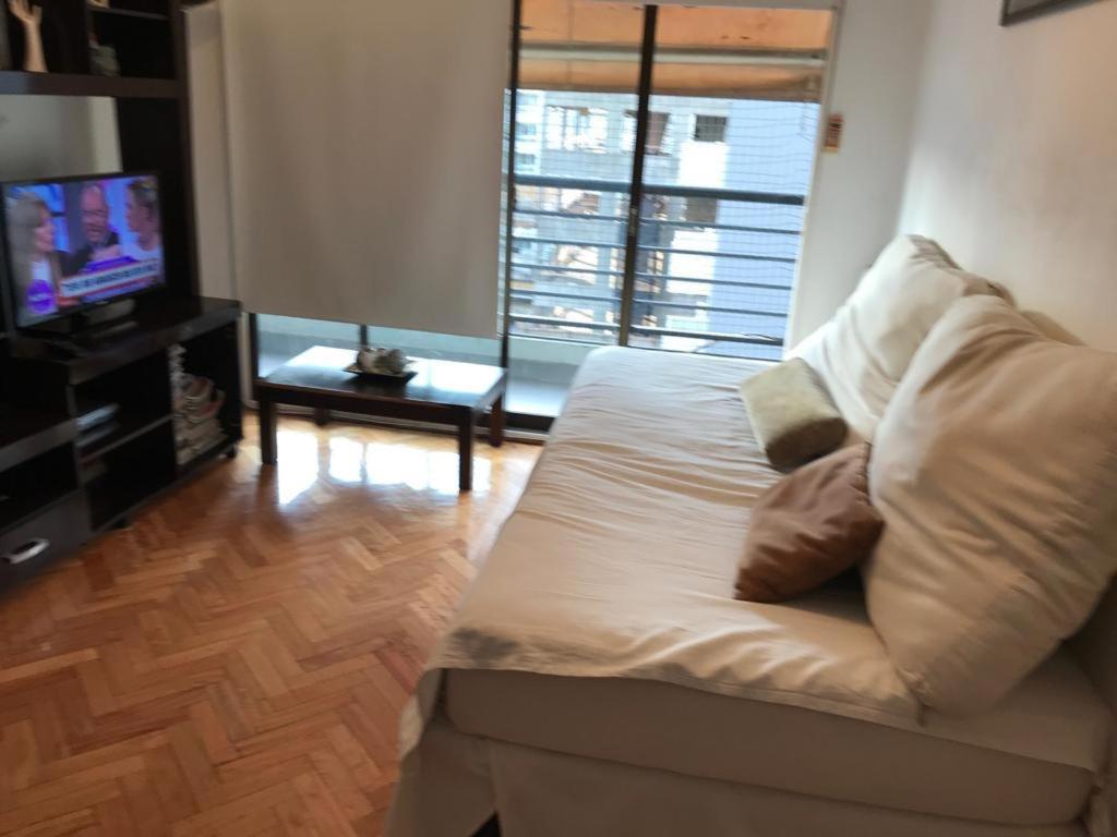 Alquiler Palermo por dia Juncal y Oro a pasos de la rural y embajadas 1 2 3 4 5 personas cocheras balcon wifi Se solicita un número de contacto - 3