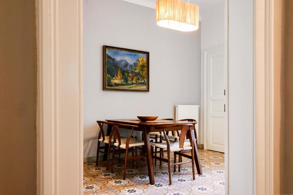 City Center Boutique Apartments - Schlossberg View - Free Parking - 4