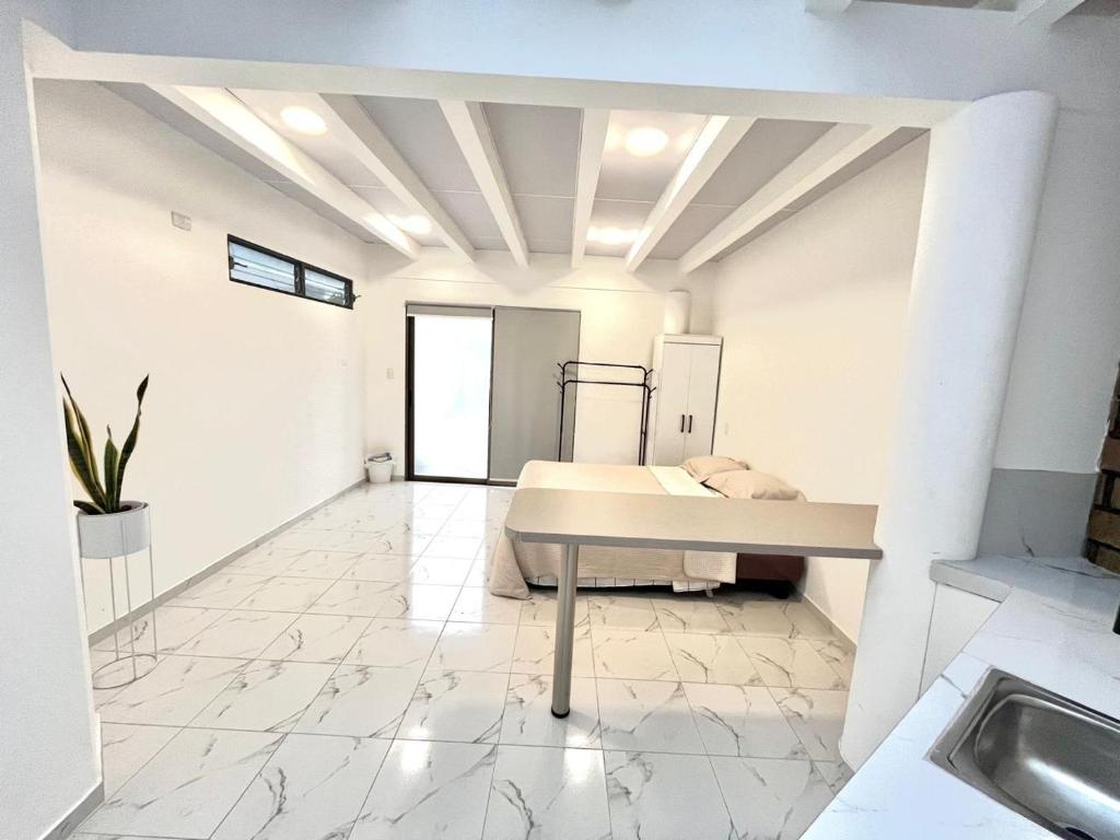 Suite Samborondón cerca de la UEES - 1