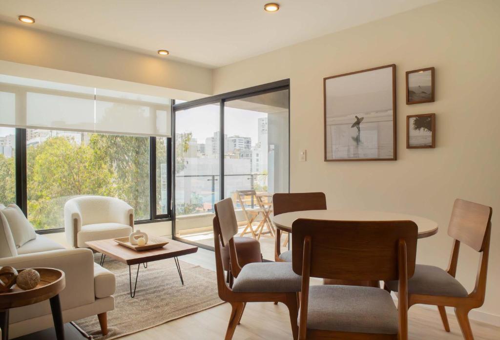 Modern Cozy 3BR with Terrace in Miraflores - 1