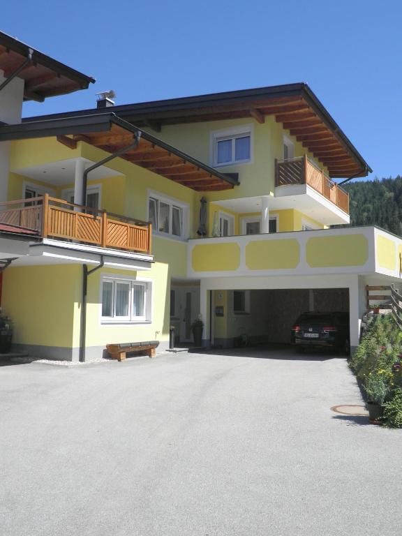 Ferienhaus Kerstin — Hotel in Wagrain
