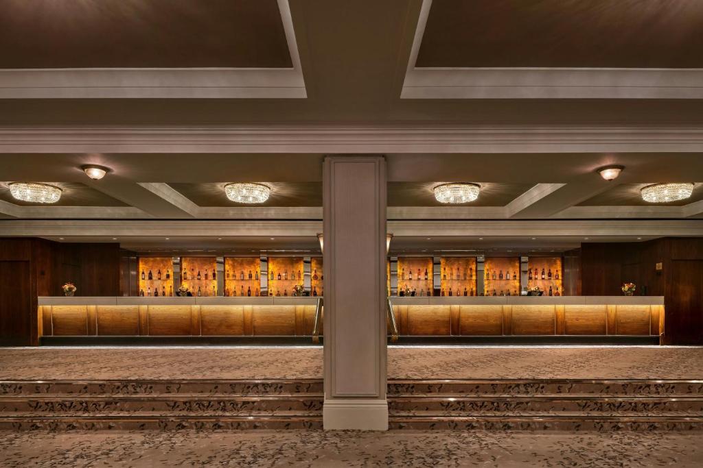 Bar/lounge