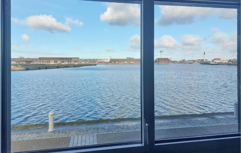 Beautiful Apartment In Dunkerque With Wifi - 2