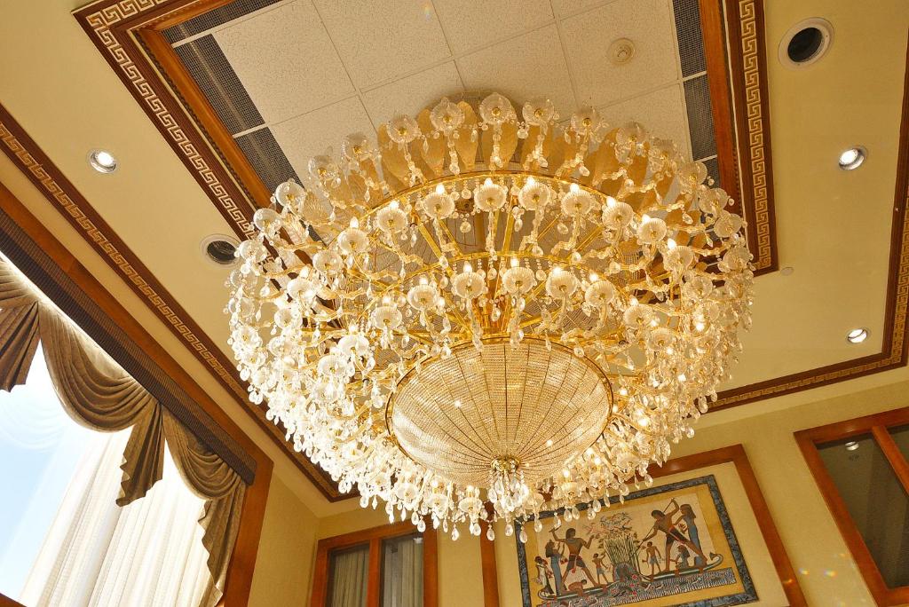 Woodbine Hotel & Suites Photo 16