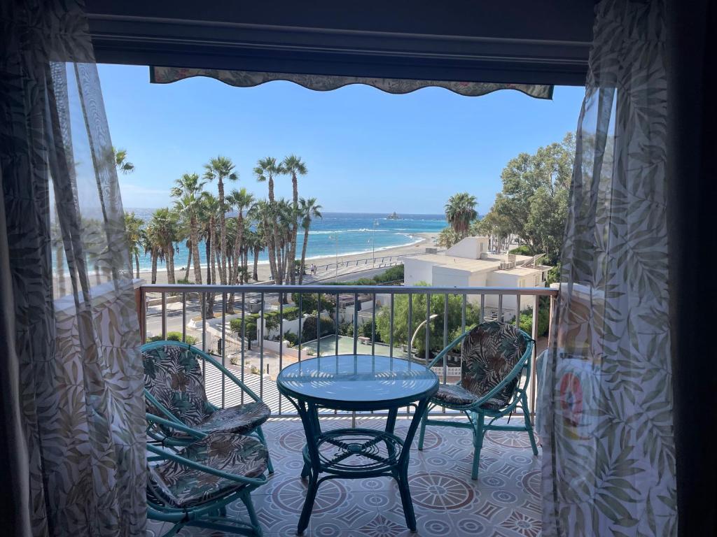 Sun and Sea Apartment - 5