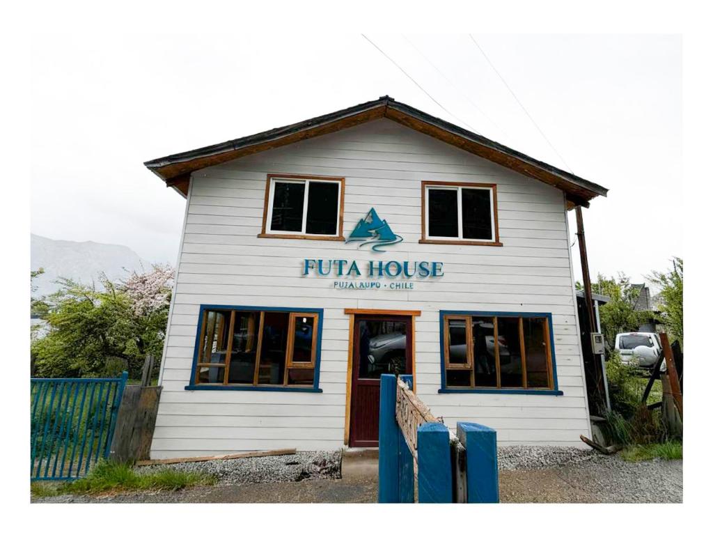 Futa House - 4