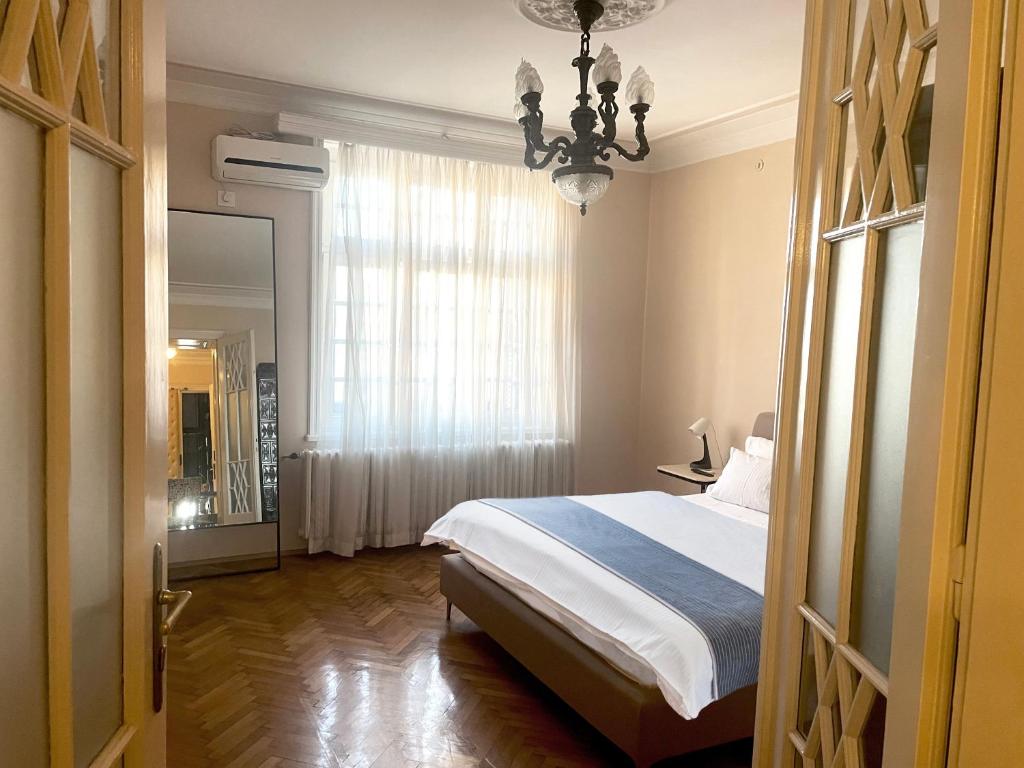 4 Bedroom Apartment in the Pedestrian Zone - 5