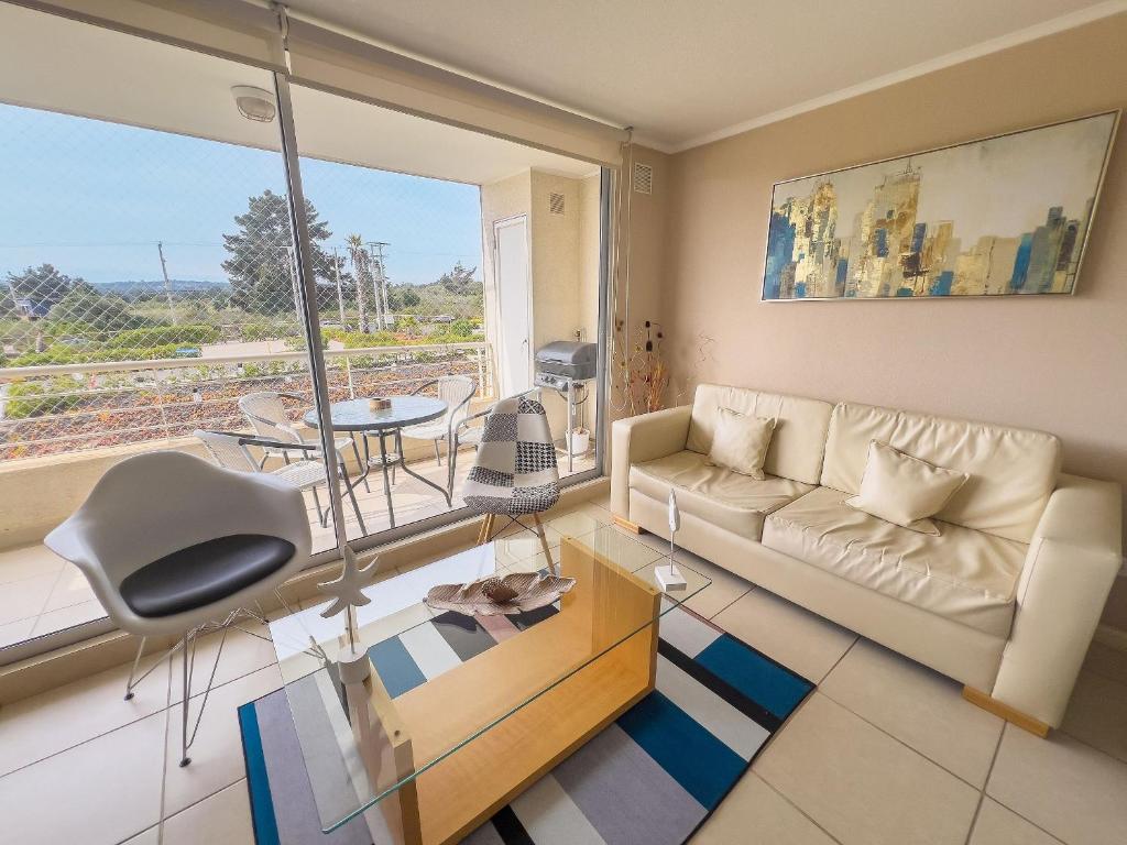 Apt. with private beach, sports courts, jacuzi - 4
