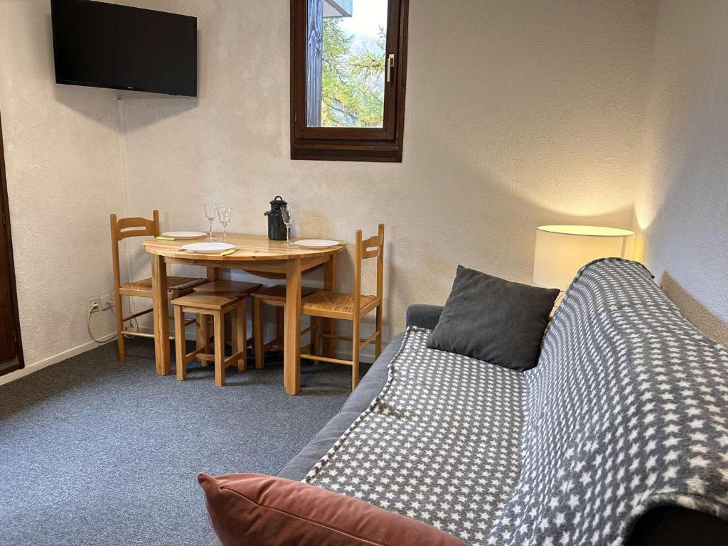Appartement cosy 2 pièces, animaux acceptés, 6 couchages à Risoul 1850 - 3