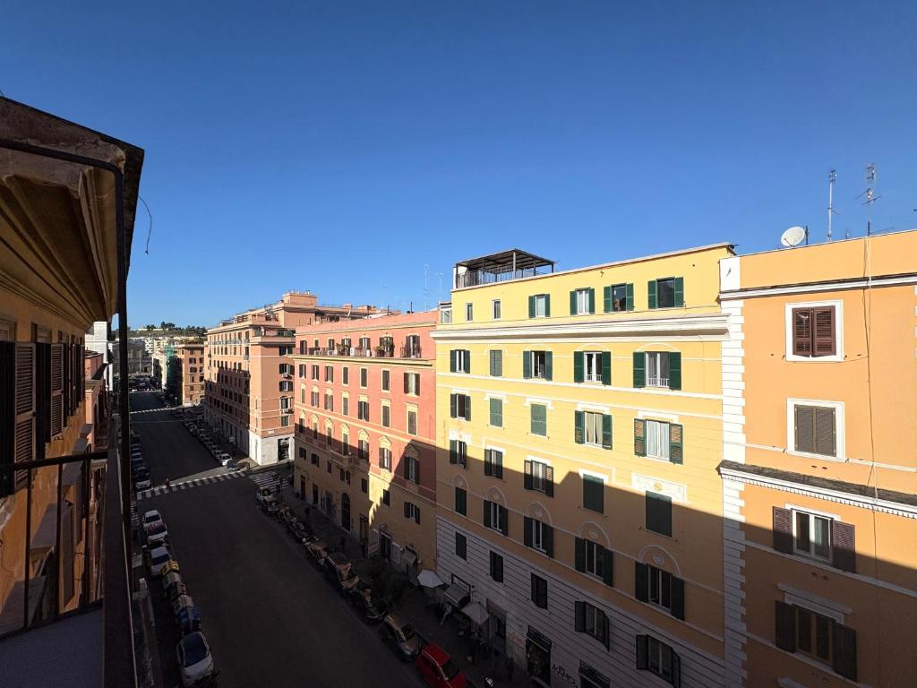 Vatican Stop - 5