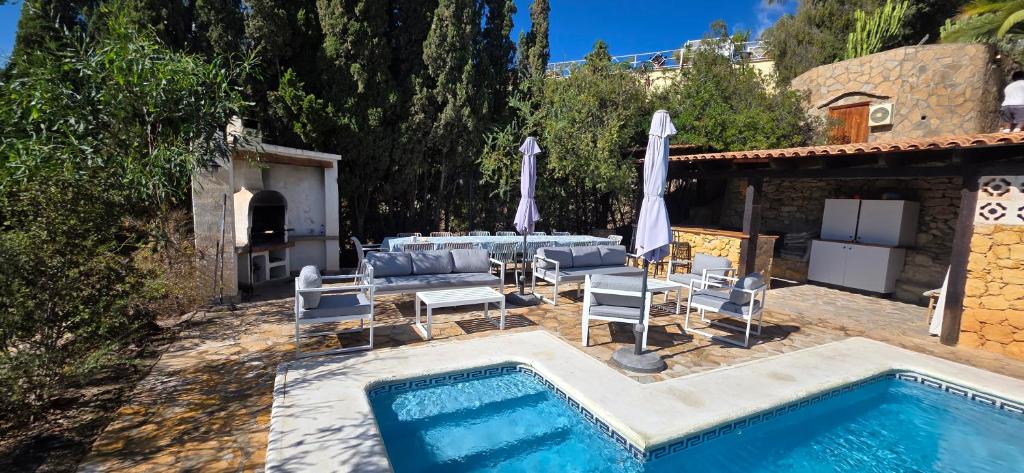 Villa Eliane with amazing sea views and large private swimming pool! - 2