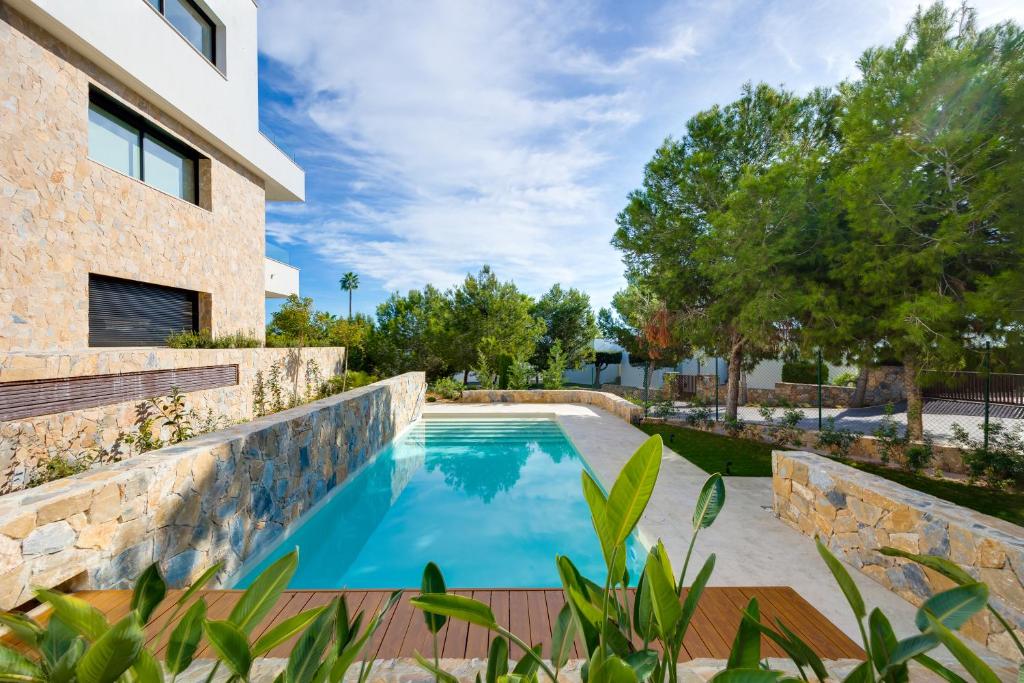Precioso piso con piscina climatizada,las Colinas - 4