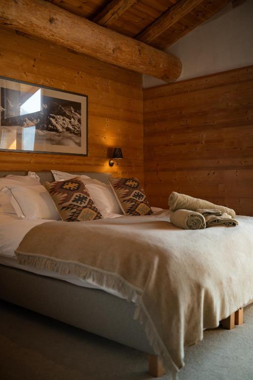 NEW Luxury Chalet Sapins - PRIVATE POOL- Mountains VIEW - Family & Comfort - SPECIAL LAUNCH OFFER - 3