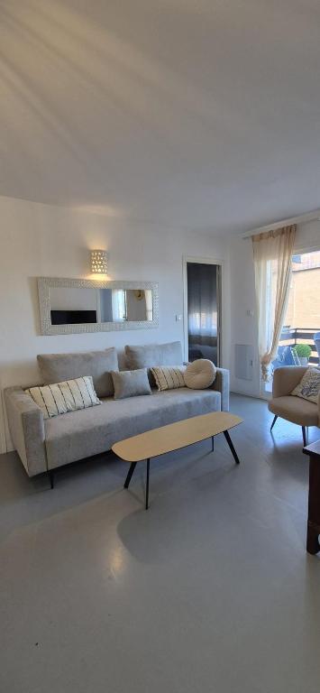 Apartamentos Hawaii - Parking y 50 mt del Arenal - 5